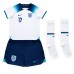 England Bukayo Saka #17 kläder Barn VM 2022 Hemmatröja Kortärmad (+ korta byxor)